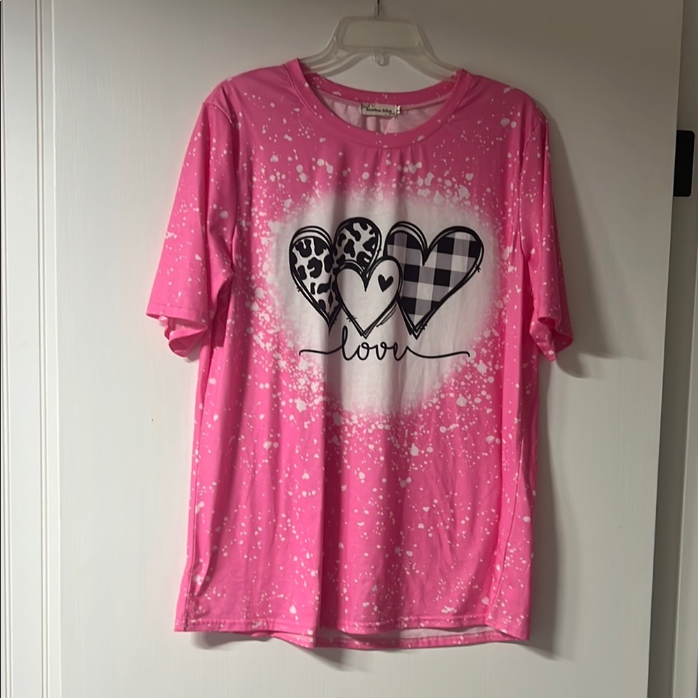 Pink Heart Graphic T-Shirt
